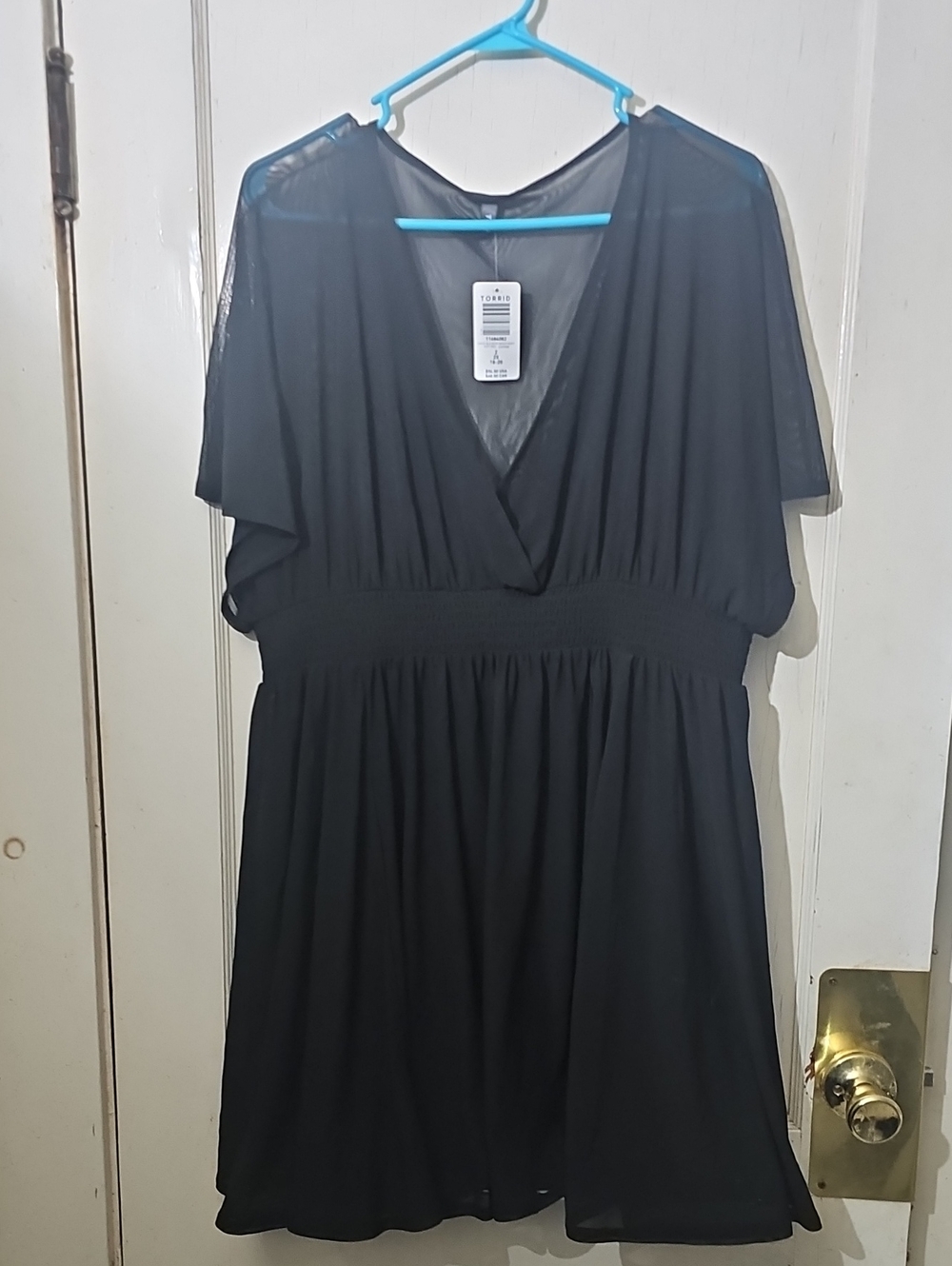 torrid Black V-Neck Short Sleeve Mesh Tunic - Sz 2- NWT